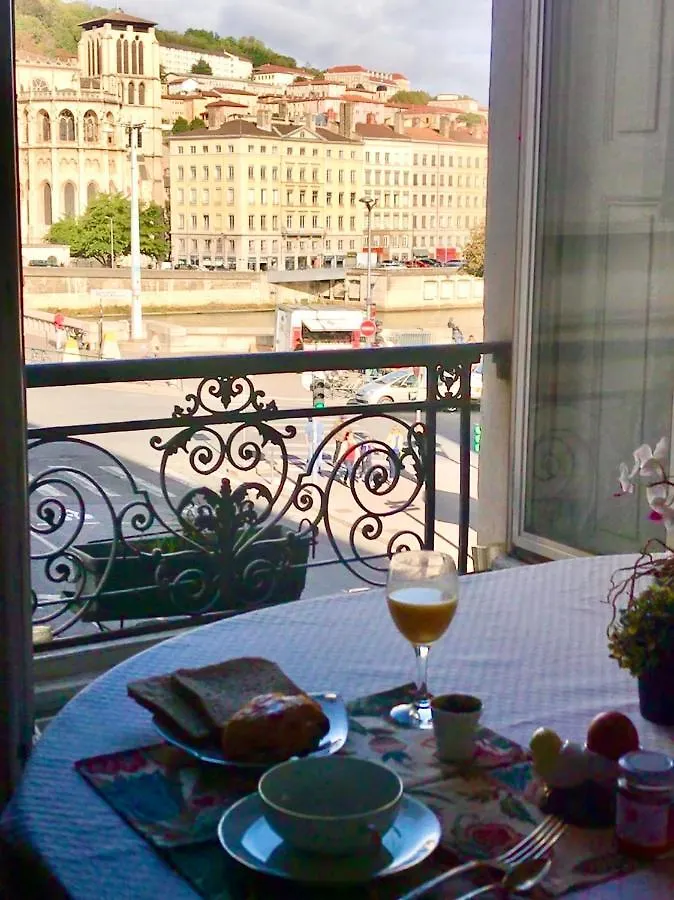 Chez Madame De Bellecour Apartment Lyon Homestay
